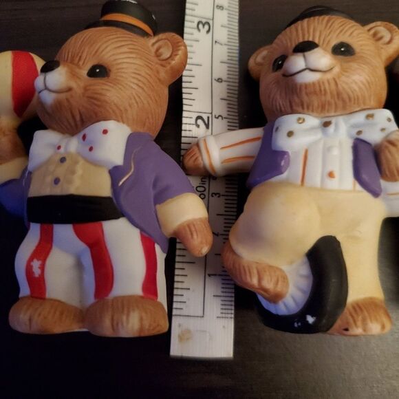 Bear Figurines  - Picture 7 of 7